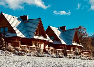 Witowiańskie Domki z prywatnym jacuzzi i kominkiem