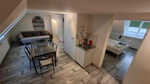 Three-Bedroom Apartment on Peldu 19