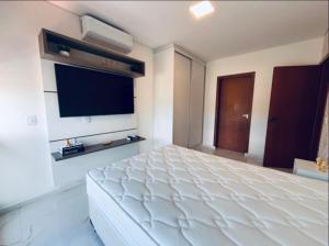 Espetacular casa com elevador e piscina