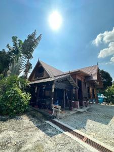 Indah Desa Homestay