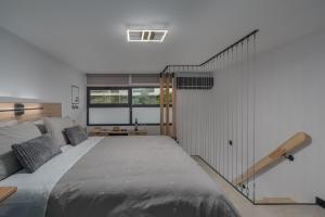 Minimal Loft2 Near Metro & In the Heart of Athens