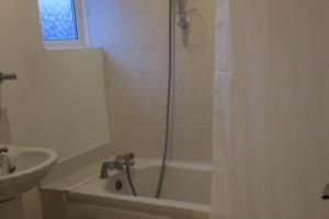 2 Bedroom House in Nottingham