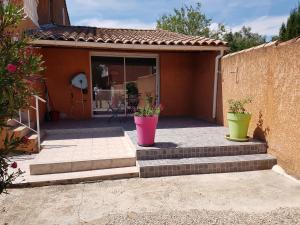 Gîte "des trois terrasses" piscine, clim