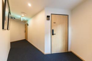 Staymode-standard quadruple