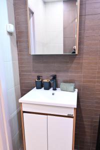 Modern Mountain Retreat