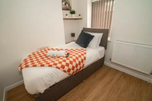 Ravenhill Four-Bedroom Home with Parking