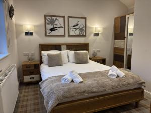 The Dog House on the Meadows at The Bay Filey, 2 dogs welcome for free!