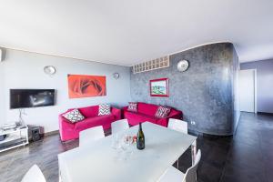 San Sivino by Whale Homes