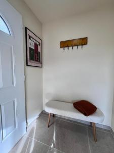 La cahuete Maison neuve, borne électrique, terrain de boules, jardin clos privé