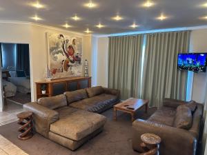 PIPS Place Penthouse 501