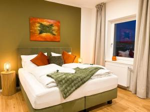 Blended Homes I Zentrales 98 qm Loft I 3 SZ I 6-8 Personen I Arbeitsplatz I Fitness