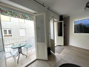 Sweet-Stay - Apartment Steps from Playa Levante