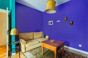 Monicas Place: a Friends Inspired Apartment