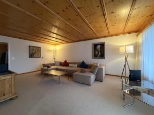 LAAX Homes - Val Signina 1-13a