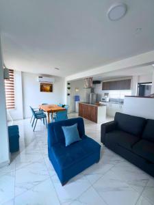 Casa Familiar a Pasos del Mar Playa y Felicidad