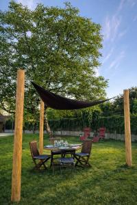 La Demeure du Faon en cœur de Sologne 10mn Lamotte-Beuvron, gîte de charme avec jacuzzi et piscine , proche Center Parc Beauval Châteaux de la Loire Orléans