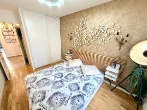 Paris I 77m Cosy luxe I Near by subway 11 & airport