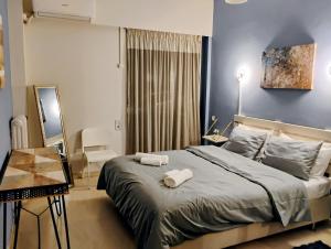 Minimalistic luxury apartment in Acropolis