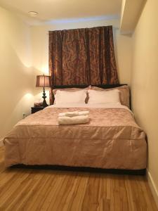 Modern 2 BR Vacation Home Near West Edmonton Mall