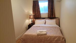 Modern 2 BR Vacation Home Near West Edmonton Mall