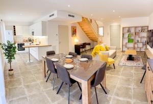 Les oiseaux, maison de 3 chambres et climatisation