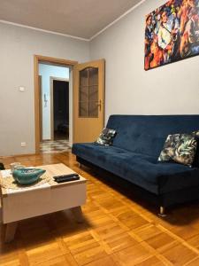 Apartament 18