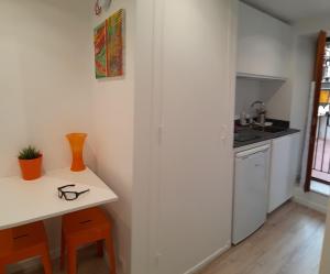 Annecy Historic Downtown Tiny Studio