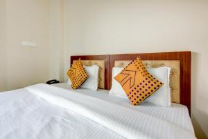 SPOT ON Chandras Residence