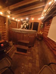 Romantyczny Zakątek z Jacuzzi Duo