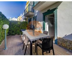 V4 Praia Verde - 8 to 11 People, 5 min beach walk