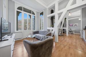 EUPHORAS - Central & Stylish Apartment - Parking
