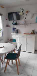 Ground floor apartment in center