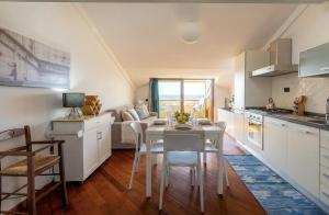 ClickSardegna - Rafel Penthouse right on the Beach