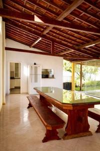 Casa Sol do Village, na praia de Taperapuã