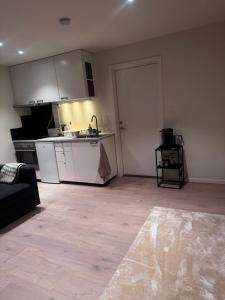 Modern Flat In Flateby