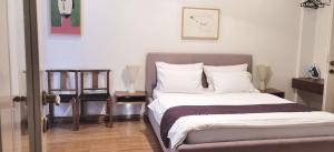 One Bedroom Apartment Theatre