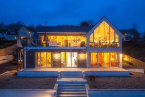 Sea Holly House & The Hideaway Coastal Stay