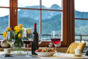 Karpielówka Suites Parking & Mountain View by Downtown Apartments