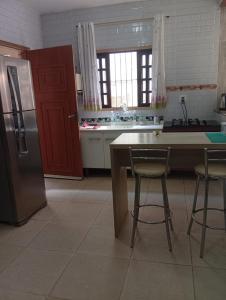 Beach house with pool in Balneário de Gaivotas