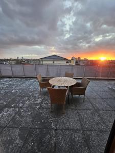 delux 2 family penthouse