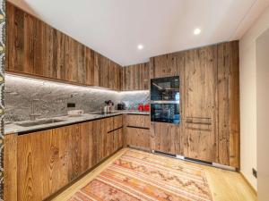 Luxueux appartement avec jacuzzi privé et piscine - FR-1-694-438