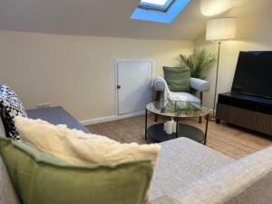 3 Bedroom Flat, Tottenham London Long Stay