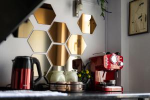 1 min from NDK and Vitoshka street