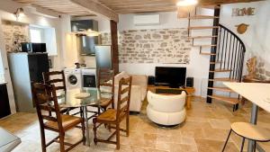 Atypical rustic house Le Val