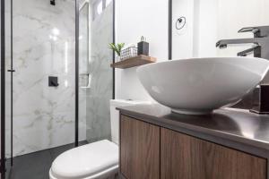 Manila Luxury Suites 201