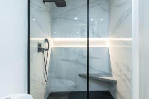 Manila Luxury Suites 201