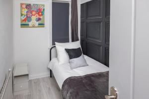 Barker House - Sleeps 5, WiFi, Parking, Netflix, Walking & Cycle Routes