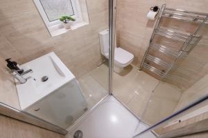 Barker House - Sleeps 5, WiFi, Parking, Netflix, Walking & Cycle Routes