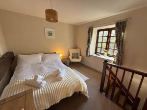 2 Nookdales Cottages