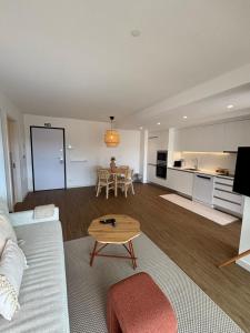 Oceanview cozy apartment with pool near Funchal